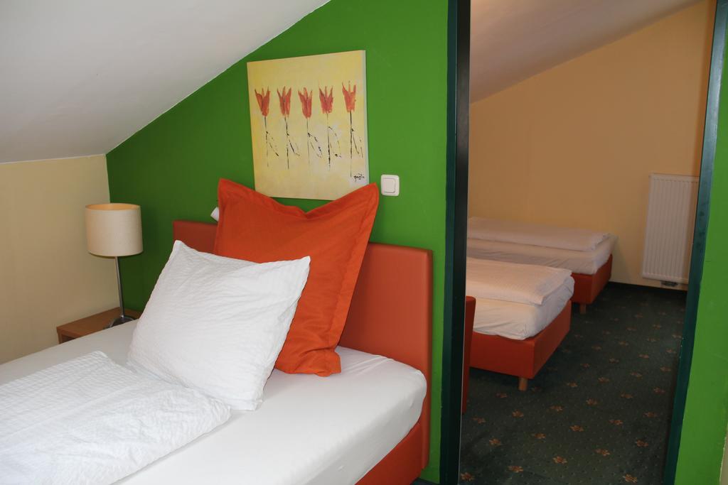 Hotel Kreuzwirt Engerwitzdorf Zimmer foto