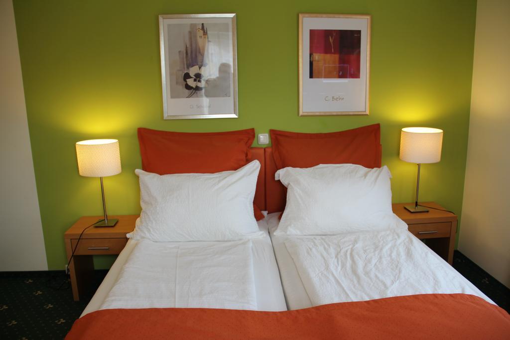 Hotel Kreuzwirt Engerwitzdorf Zimmer foto
