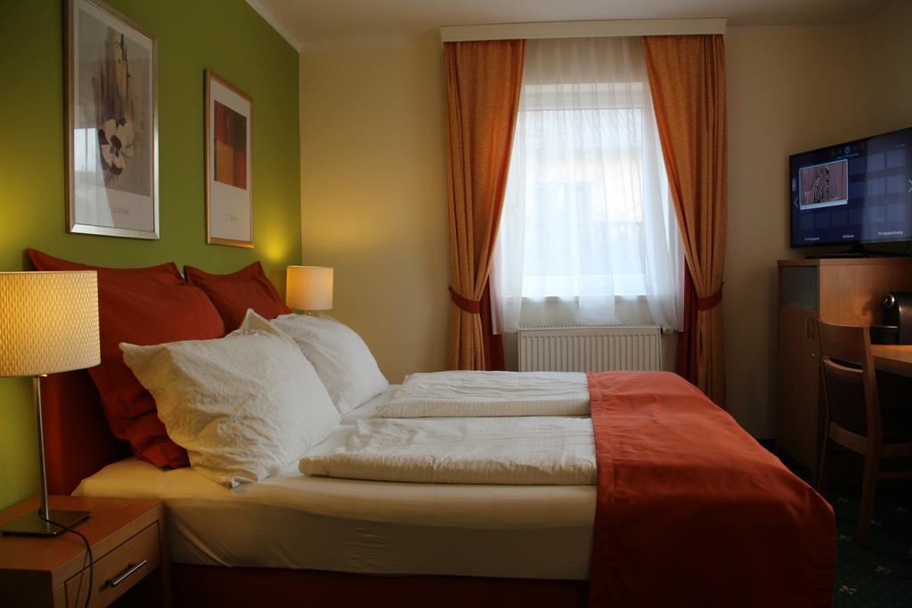 Hotel Kreuzwirt Engerwitzdorf Zimmer foto